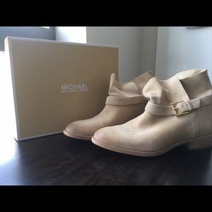 Michael Kors Jet Set boots